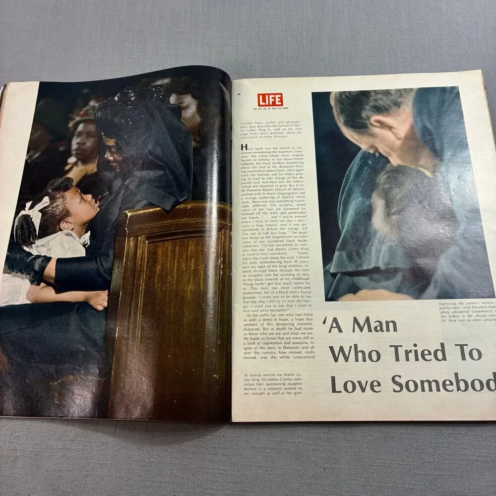 Vintage 1968 LIFE Magazine MLK Funeral Coretta Scott King Apr 19 See Descr